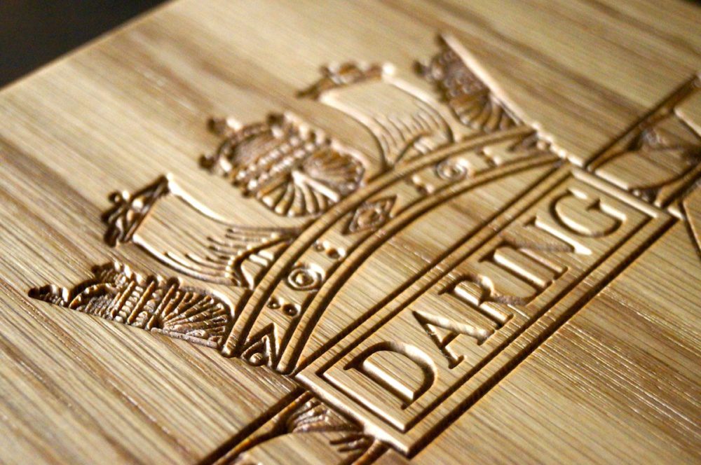 HMS-daring-crest-engraved-makemesomethingspecial.co.uk