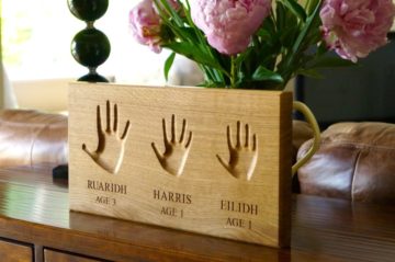 personalised-hand-prints-plaque-makemesomethingspecial.co.uk