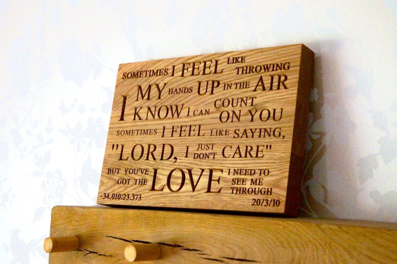 personalised-wooden-wall-plaques-makemesomethingspecial-com