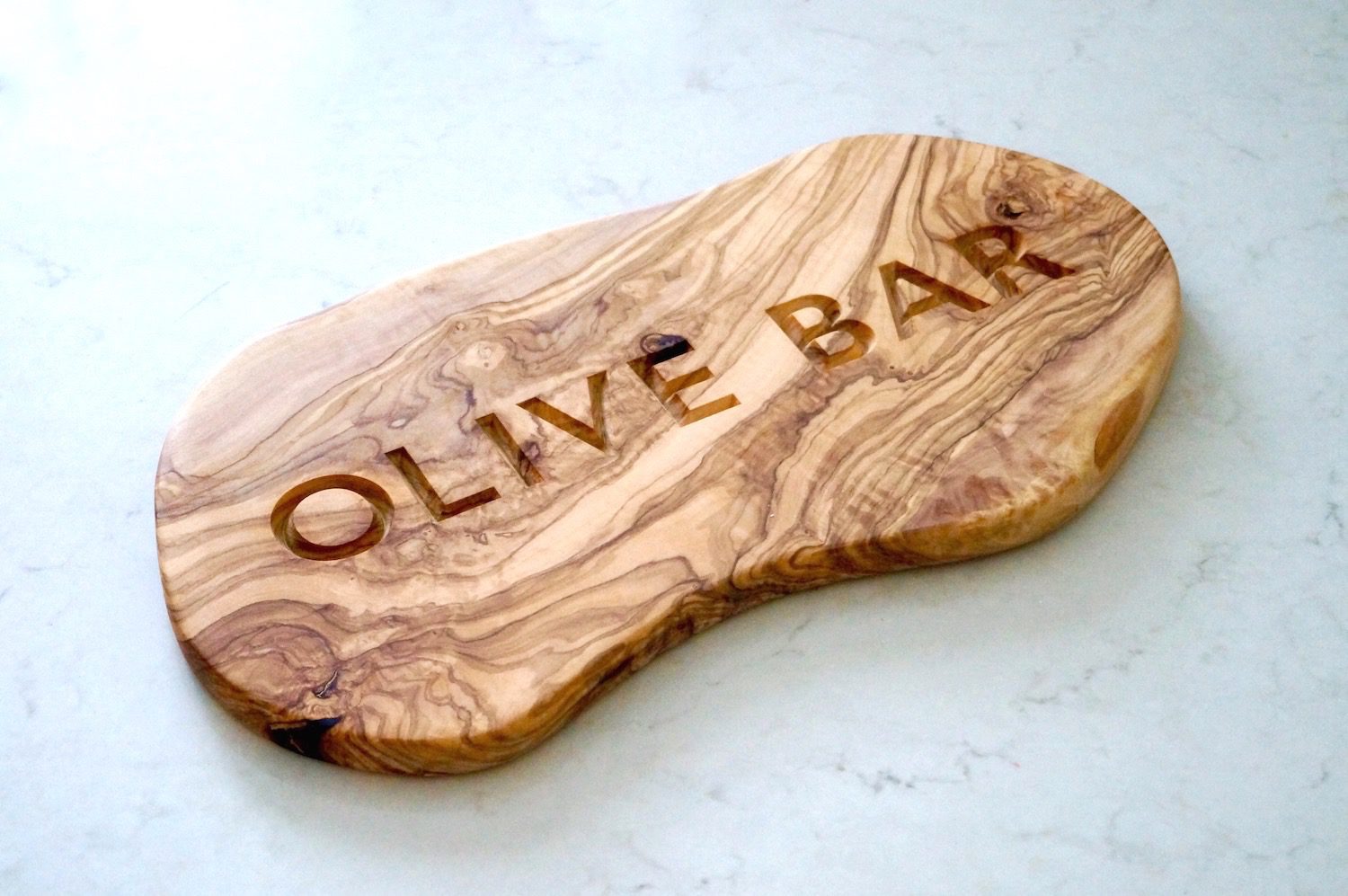 olive-wood-sign-makemesomethingspecial.com