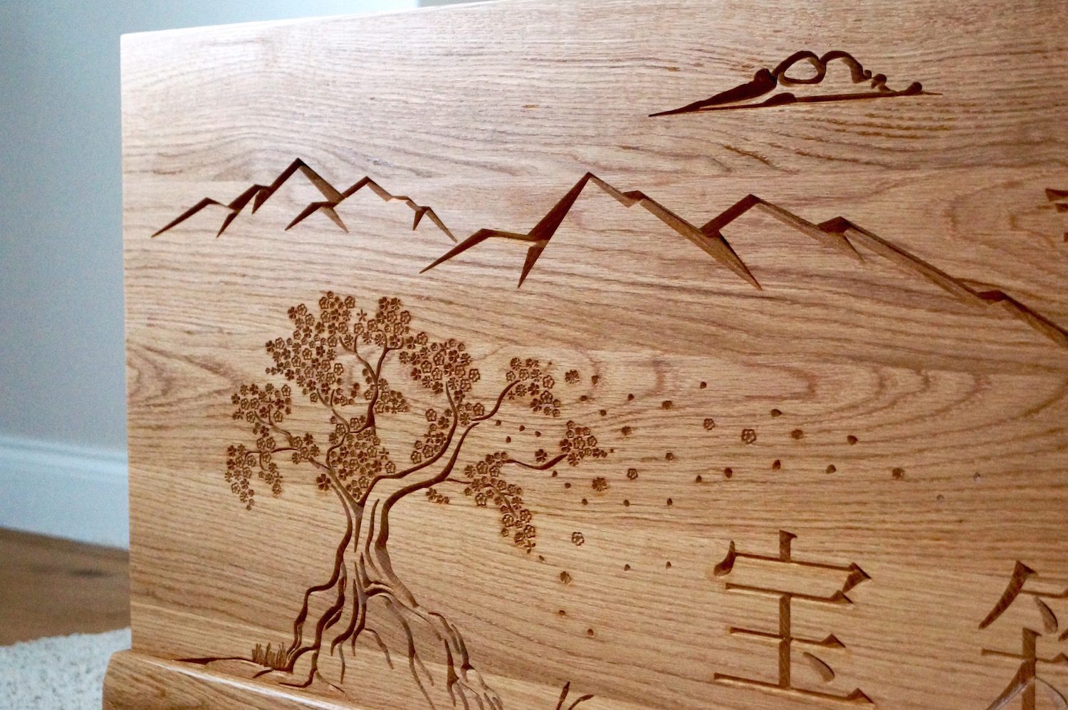 carved-japenese-scene-makemesomethingspecial.com