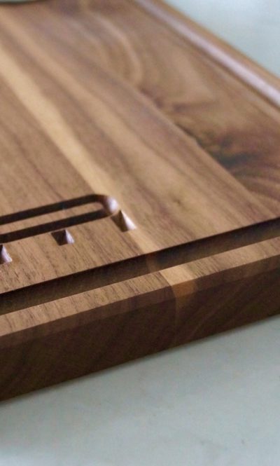 engraved-logo-restaurant-food-serving-boards-makemesomethingspecial.com