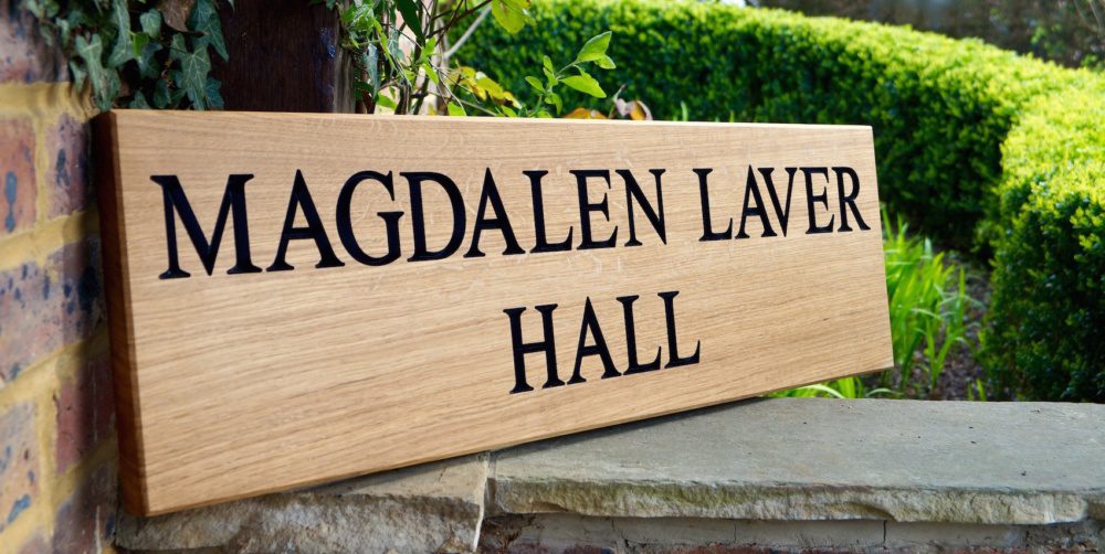 made-to-measure-oak-signs-makemesomethingspecial.com
